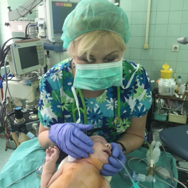 Prof. dr Dušica Simić, dečiji anesteziolog